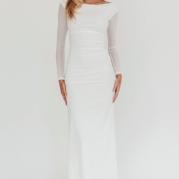 Selfie Leslie White Long Sleeve Dress - Picture 3 of 9